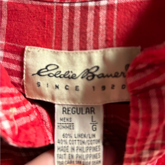 One of a kind button up with blackhawks patch! - Picture 5 of 5